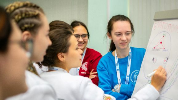 Форум лидеров студенческих инициатив педагогических вузов станет площадкой проведения Всероссийского конкурса молодёжных проектов среди физических лиц в 2022 году