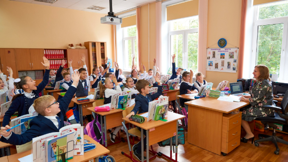 Минпросвещения России продолжает реализацию программ по строительству и ремонту образовательных организаций