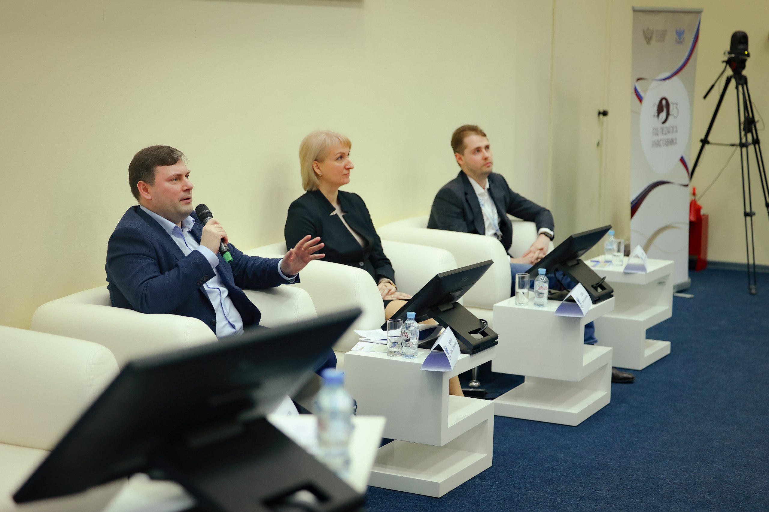Академия Минпросвещения России провела совещание региональных представителей, ответственных за реализацию проекта «Школа Минпросвещения России»