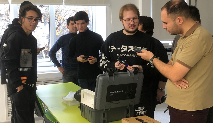 Слушатели подготовительного отделения посетили Технопарк ЮУрГГПУ