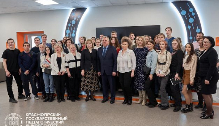 В КГПУ прошла встреча с директорами школ, студентами и главой города Назарово